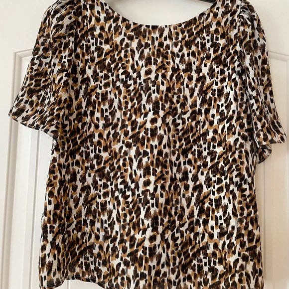 Banana Republic blouse - Picture 2 of 4